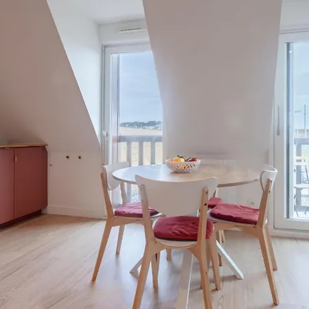 Apartment Le Carrousel Des Sports-2 By Interhome