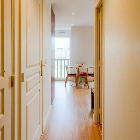 Le Carrousel Des Sports-2 By Interhome